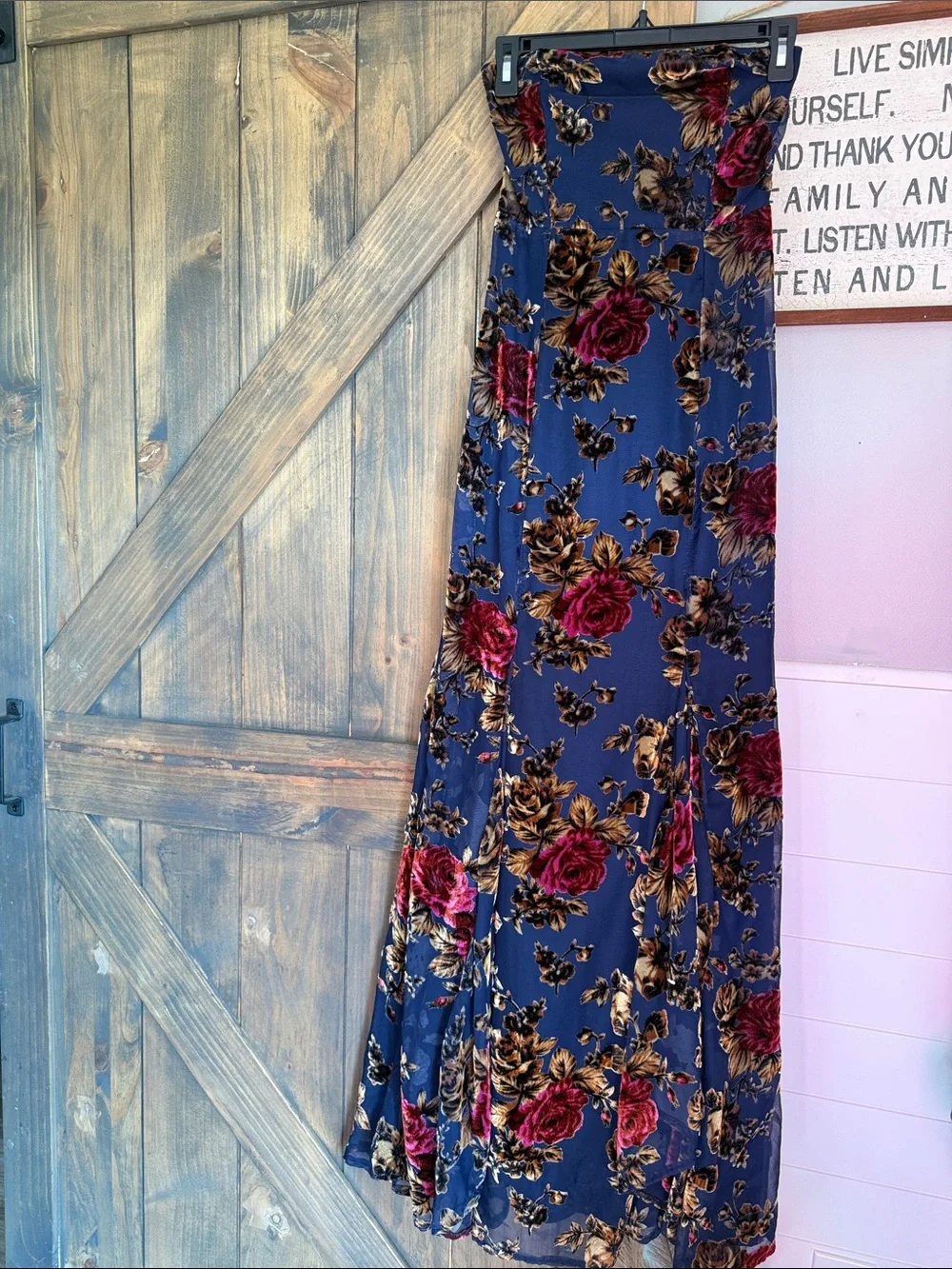 Lulu’s Anoah Navy Floral Velvet Burnout Strapless Maxi Dress in X-Small - Picture 5 of 8